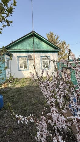 Купить часть дома в Микрорайоне Слобода, Уссурийск в Уссурийске. Вариант № 2162944, 0, площадь - квм, цена 3500000 рублей