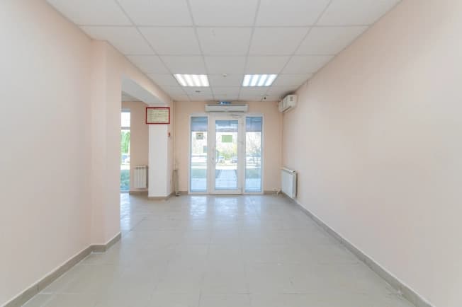 Снять коммерческую недвижимость в Оренбургской области. Вариант № 2384326, 0, площадь - квм, цена 69900 рублей
