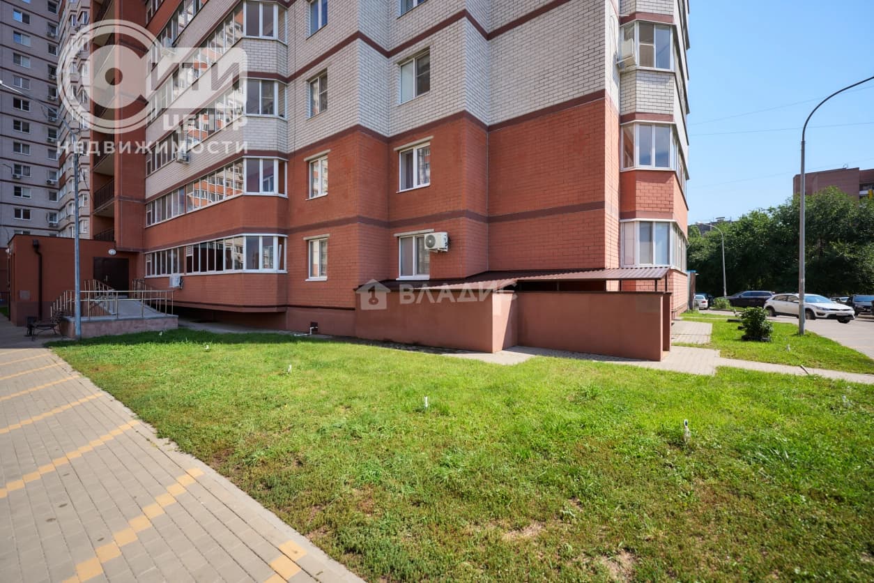 Photo 33