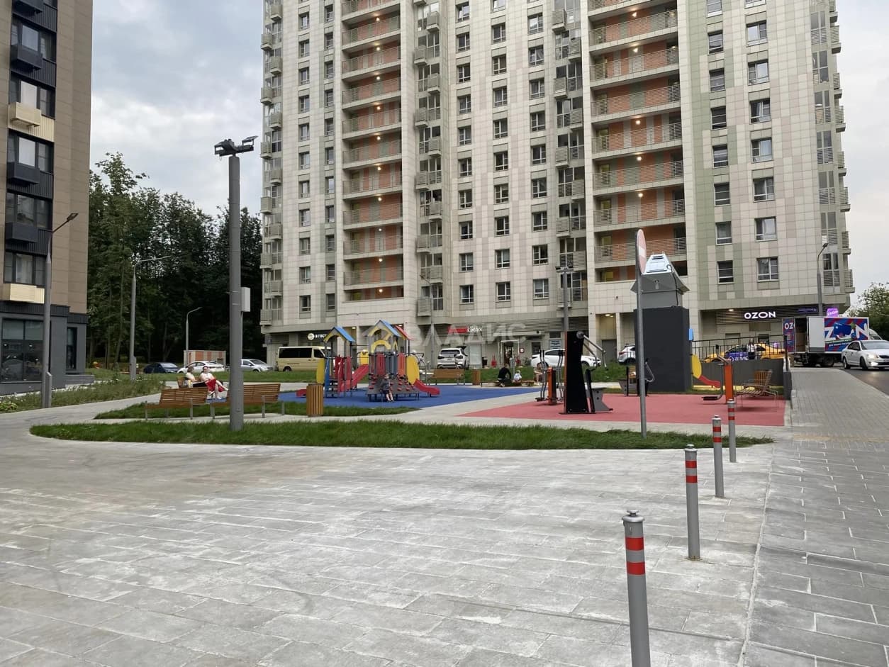 Photo 25