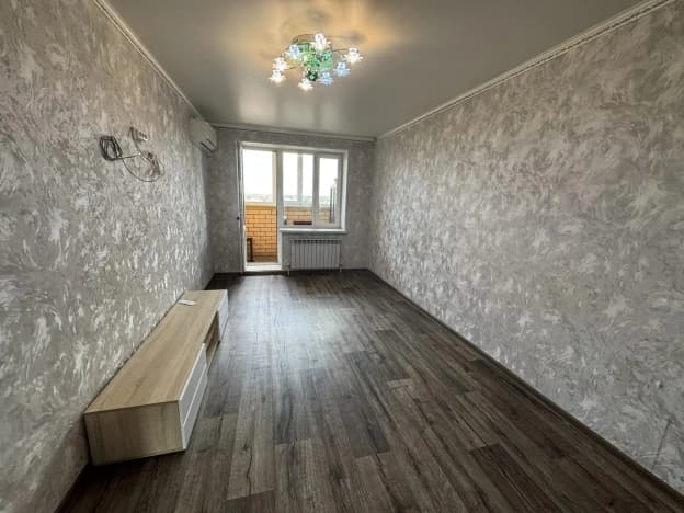 Купить трехкомнатную квартиру на вторичке в селе Аксаково в Белебеевском районе в Республике Башкортостан. Вариант № 2328468, 0, площадь - квм, цена 2650000 рублей