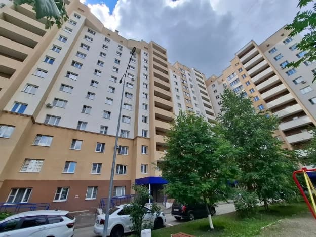 Купить однокомнатную квартиру с ремонтом на вторичке в Пензенской области. Вариант № 2233027, 0, площадь - квм, цена 5150000 рублей