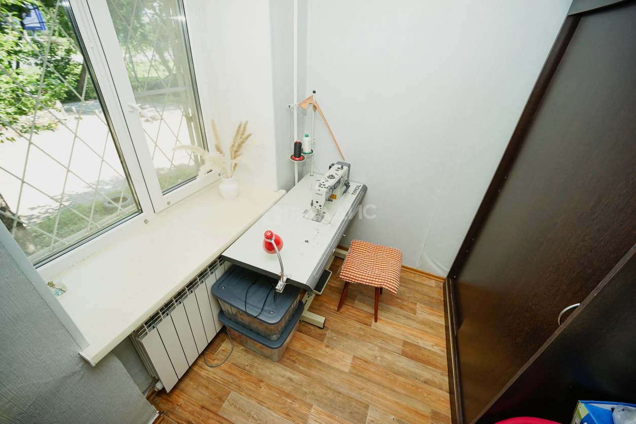 Photo 12
