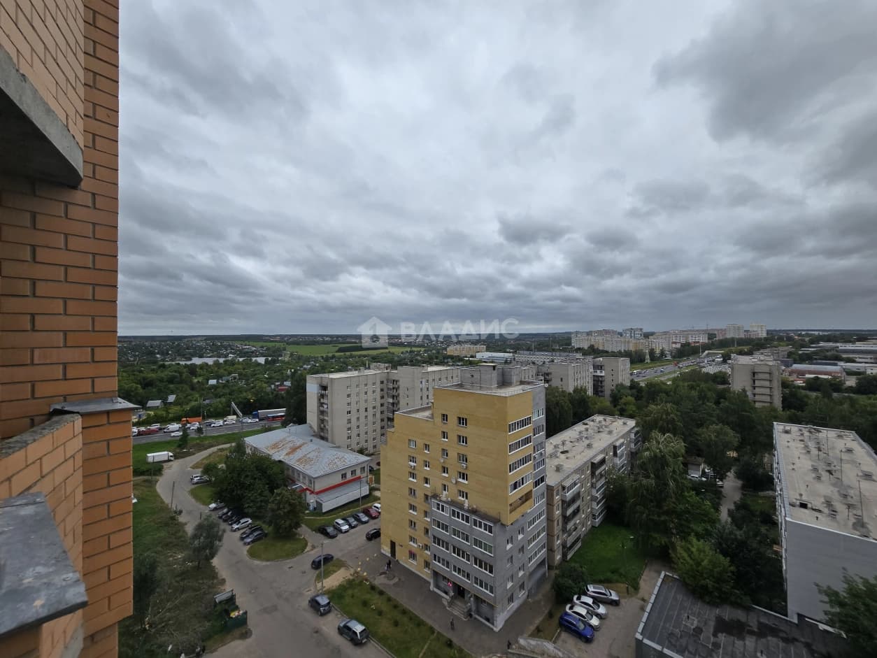 Photo 12