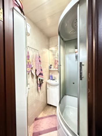 Купить двухкомнатную квартиру в Кирове. Вариант № 2350973, 1, площадь - квм, цена 5000000 рублей