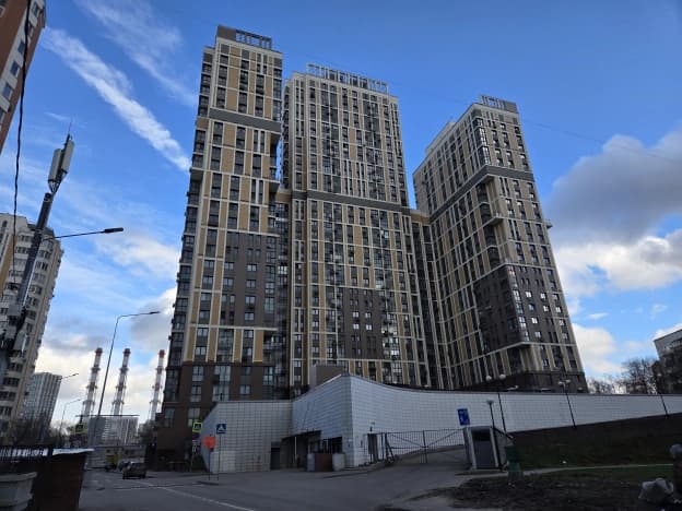 Купить квартиру у метро Пролетарская в Москве. Вариант № 2326302, 1, площадь - квм, цена 34050000 рублей