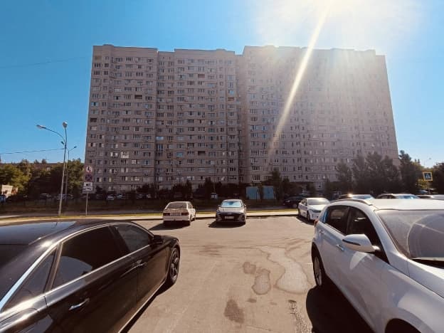 Купить трехкомнатную квартиру на улице Героев Сибиряков в Воронеже. Вариант № 2210429, 1, площадь - квм, цена 10800000 рублей