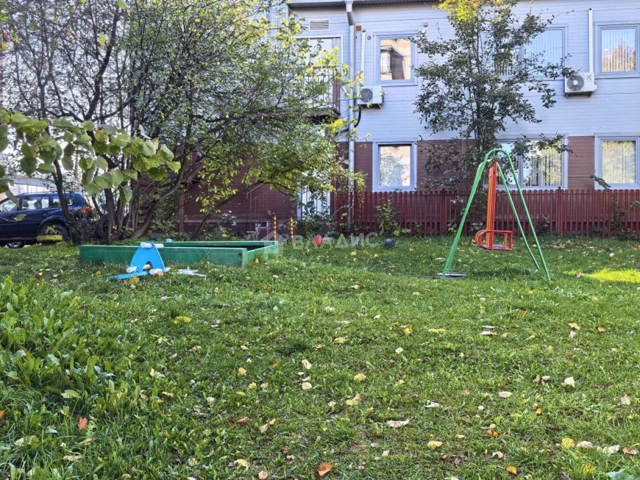 Photo 33