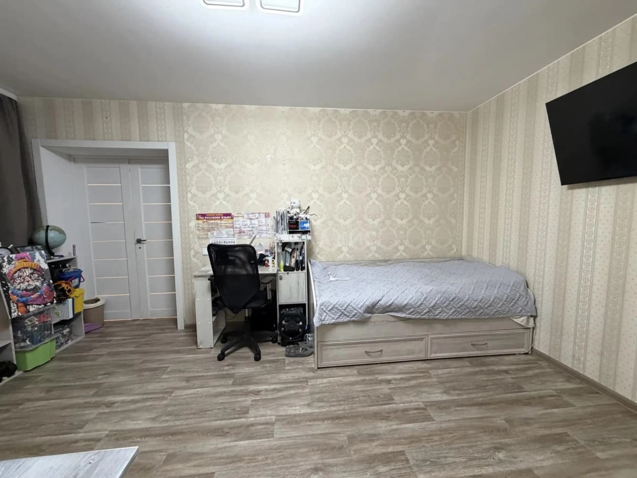 Photo 10