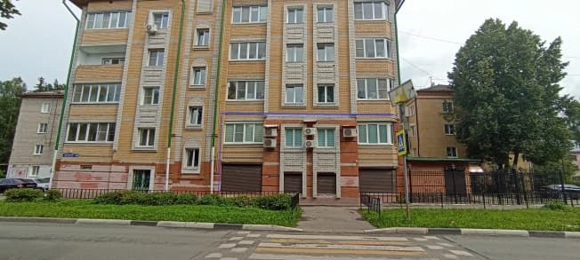 Снять коммерческую недвижимость в Йошкар-Оле. Вариант № 2250980, 0, площадь - квм, цена 325000 рублей