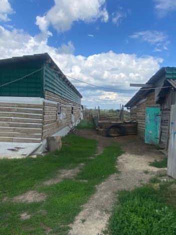 Купить дом в Посёлоке Озёрном в Новосибирском районе на улице Офицерская , КП Ключевой в Новосибирской области. Вариант № 2282489, 1, площадь - квм, цена 6300000 рублей