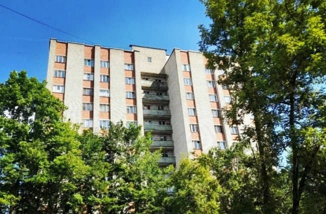 Купить трехкомнатную квартиру на улице набережная Космонавтов в Рыбинске. Вариант № 2096596, 1, площадь - квм, цена 4390000 рублей