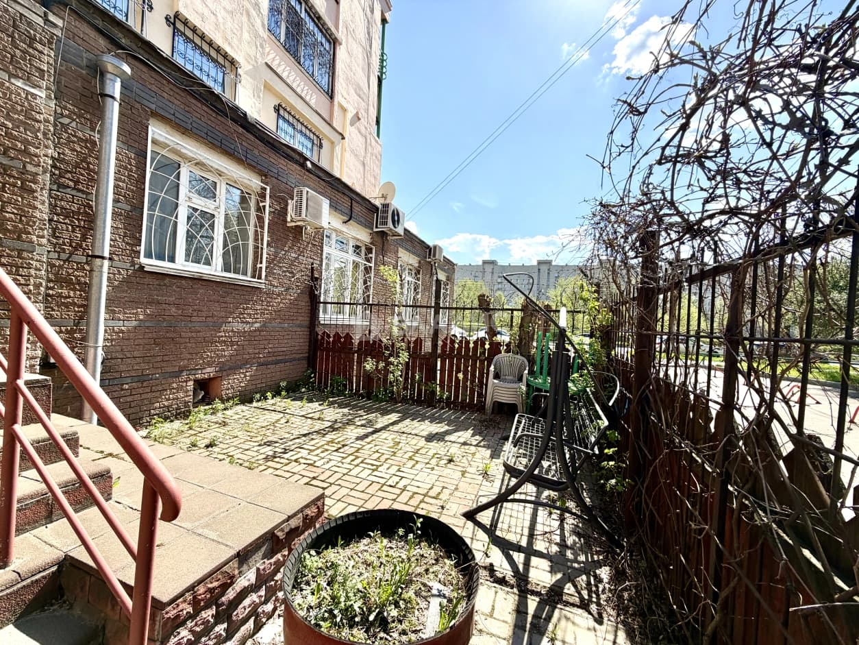 Photo 25