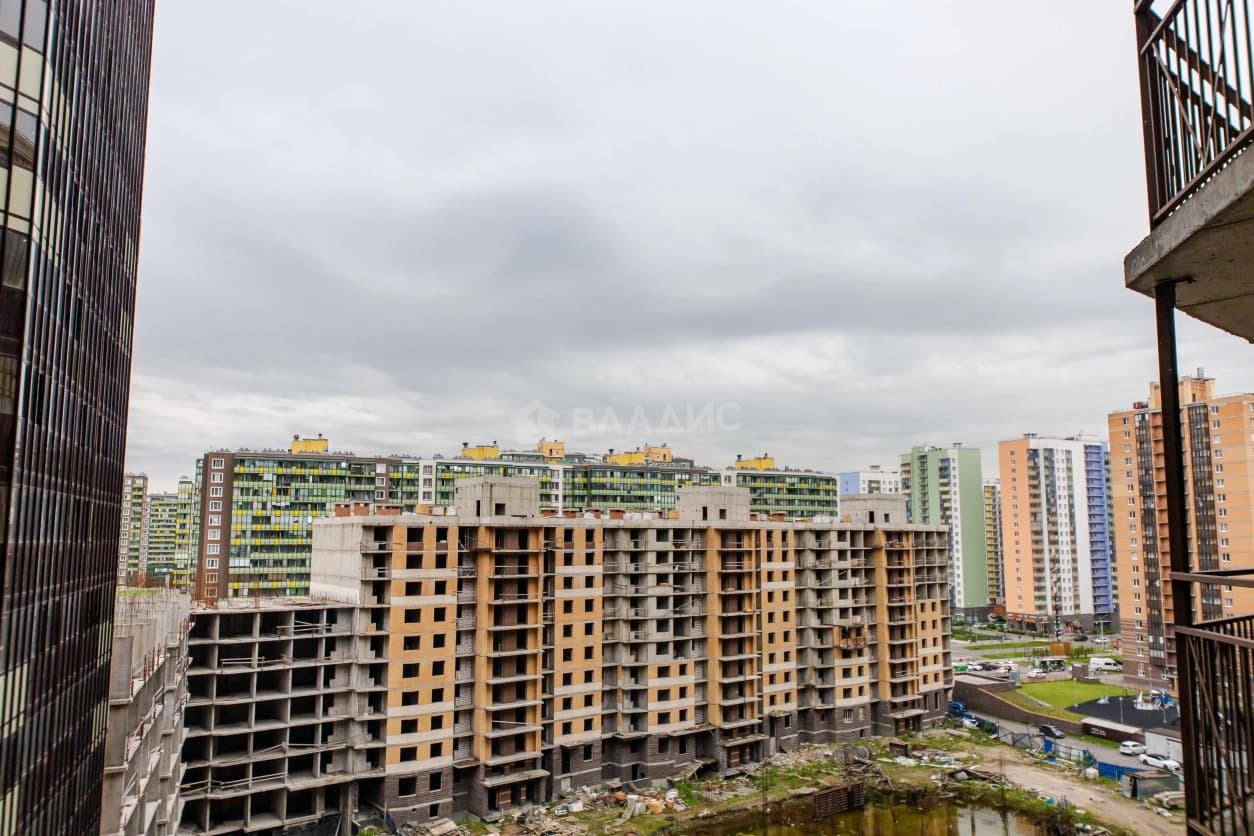 Photo 10