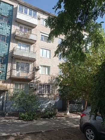 Купить трехкомнатную квартиру до 8 млн в Элисте. Вариант № 1982099, 0, площадь - квм, цена 7800000 рублей