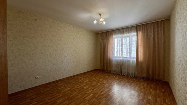 Купить квартиру в Микрорайоне Краснолесный в Воронеже. Вариант № 2382874, 1, площадь - квм, цена 4800000 рублей
