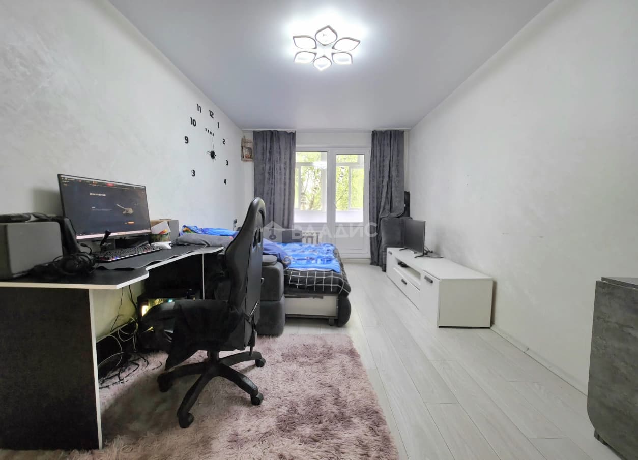 Photo 10