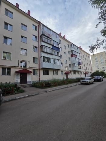 Купить однокомнатную квартиру до 3,5 млн на вторичке в Республике Башкортостан. Вариант № 2221169, 0, площадь - квм, цена 2100000 рублей
