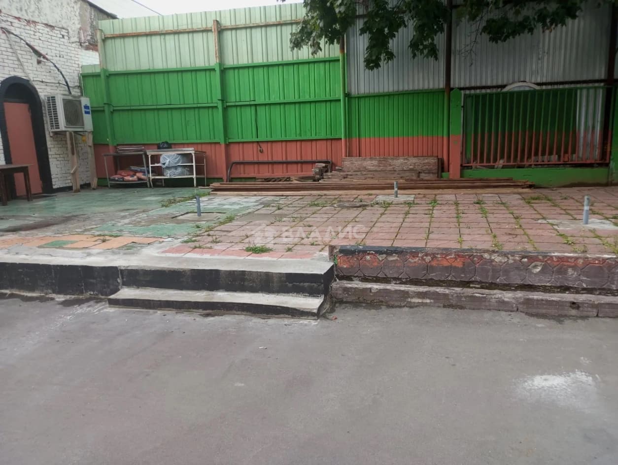 Photo 6