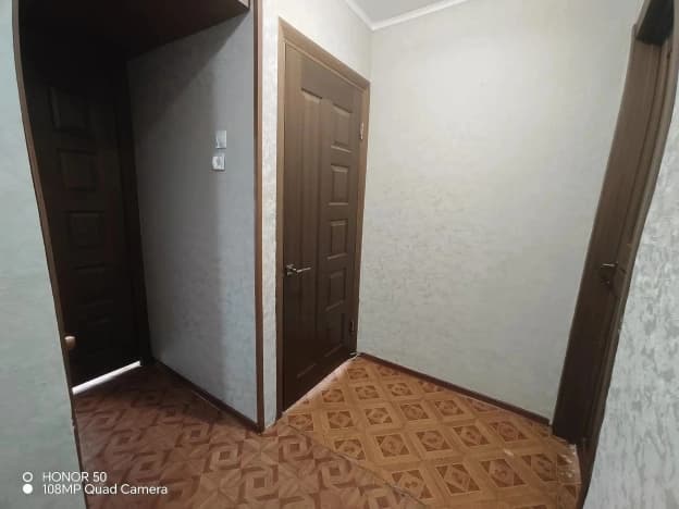 Купить квартиру с ремонтом на вторичке в Орске. Вариант № 2191681, 0, площадь - квм, цена 2300000 рублей