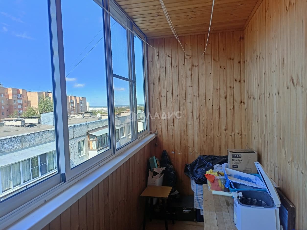 Photo 8