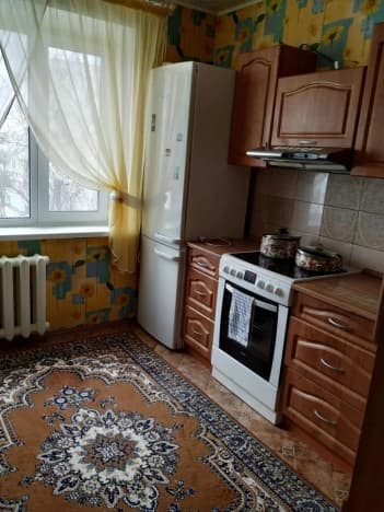 Снять квартиру на улице 8 Марта в Тобольске. Вариант № 2411999, 1, площадь - квм, цена 40000 рублей