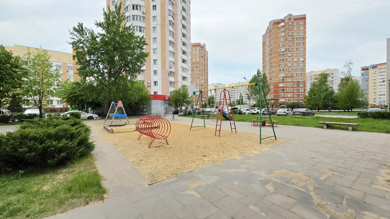 Photo 37