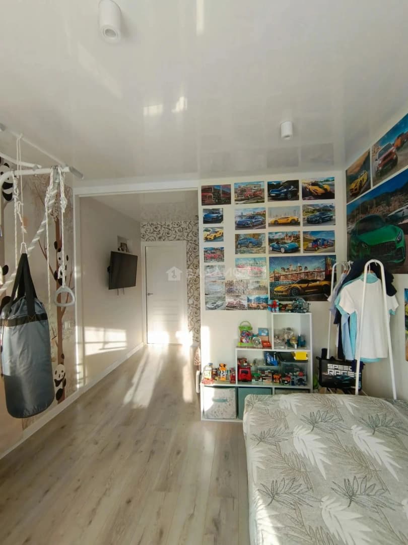 Photo 6