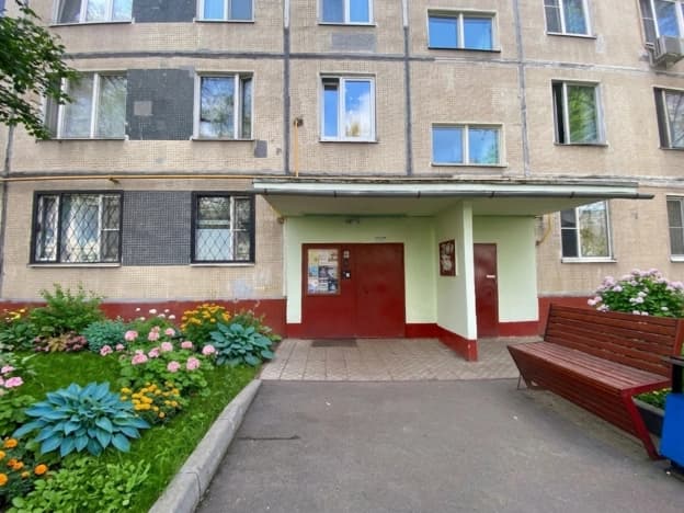 Купить трехкомнатную квартиру на улице Ясеневая в Москве. Вариант № 2225919, 1, площадь - квм, цена 18200000 рублей