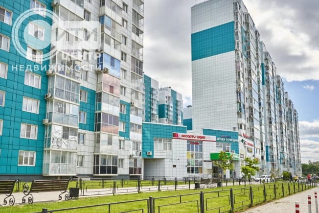 Купить однокомнатную квартиру с ремонтом на улице Пирогова в Воронеже. Вариант № 2263537, 1, площадь - квм, цена 4150000 рублей