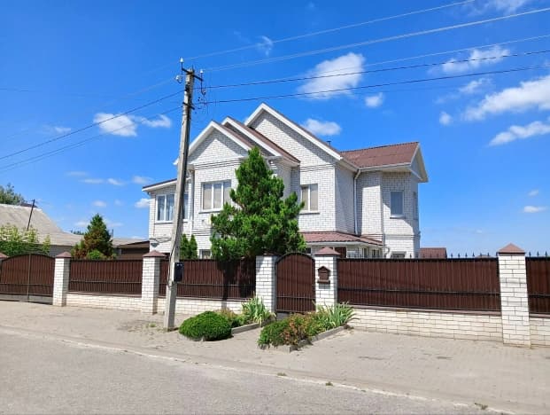Купить коттедж в Белгородской области. Вариант № 2256780, 1, площадь - квм, цена 15900000 рублей