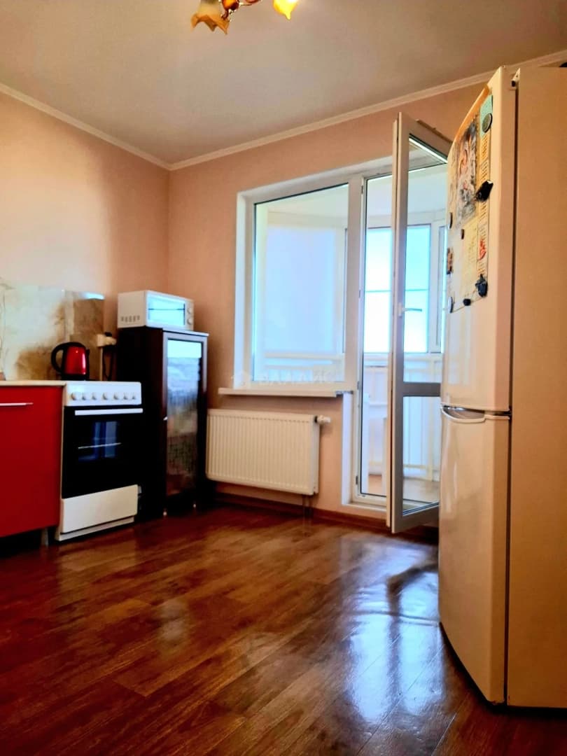 Photo 6