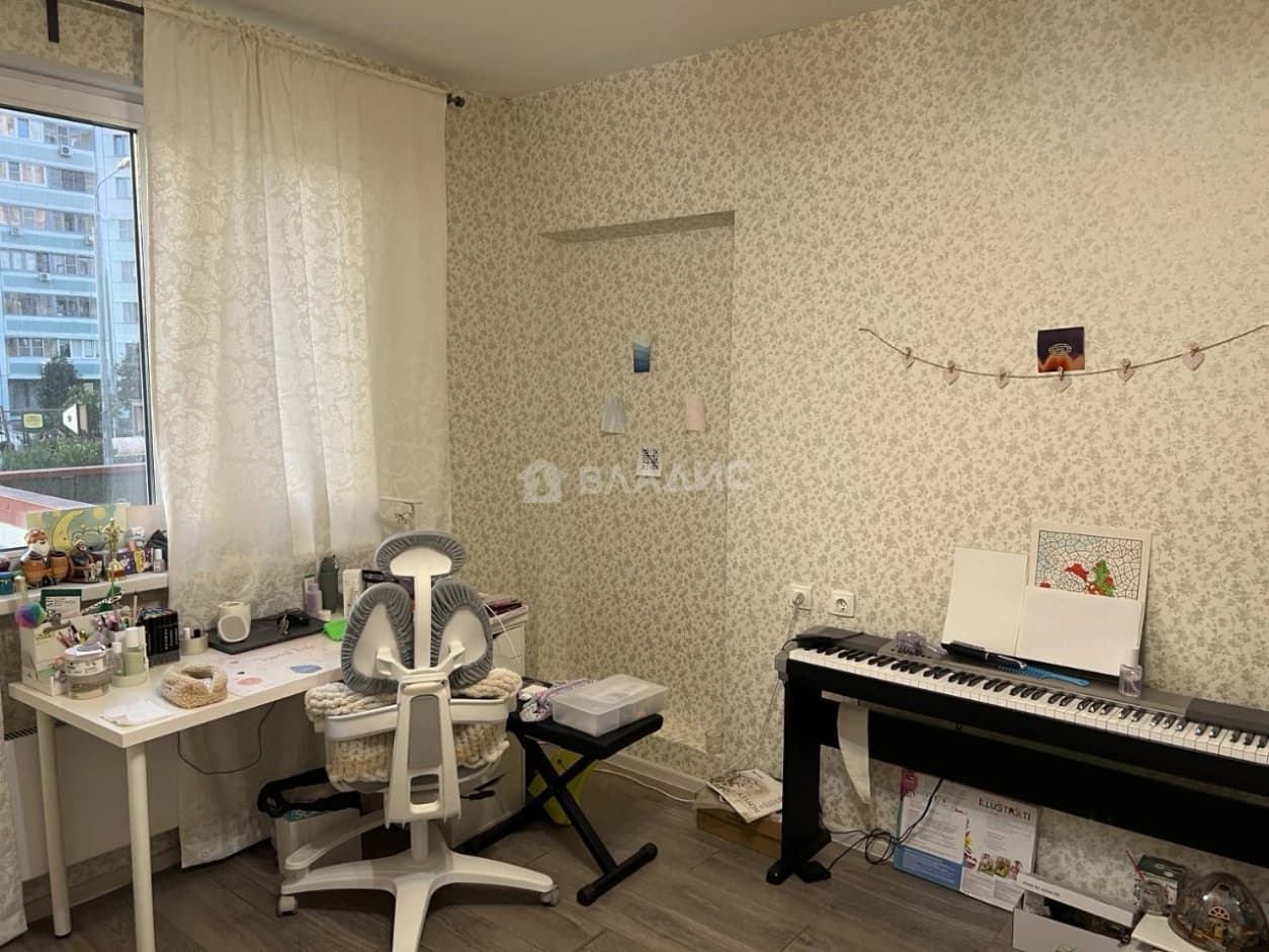 Photo 9