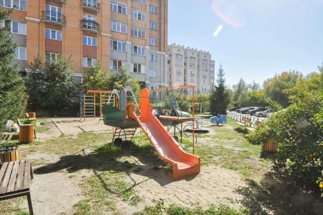 Купить двухкомнатную квартиру у метро Спортивная в Новосибирске. Вариант № 2332882, 1, площадь - квм, цена 6480000 рублей