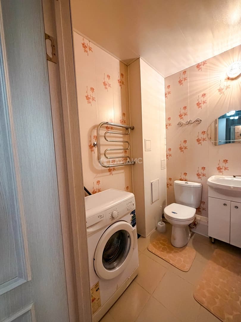 Photo 6