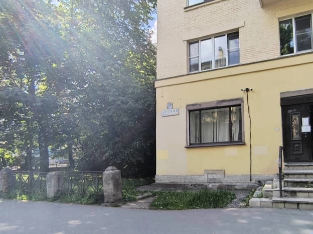 Купить двухкомнатную квартиру в Посёлоке Новогорелове в Ломоносовском районе на улице Современников, посёлок Новогорелово в Ленинградской области. Вариант № 2204586, 1, площадь - квм, цена 10300000 рублей