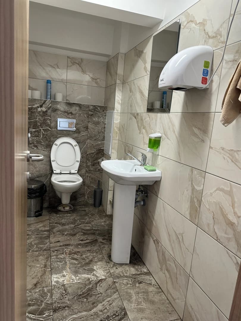 Photo 9