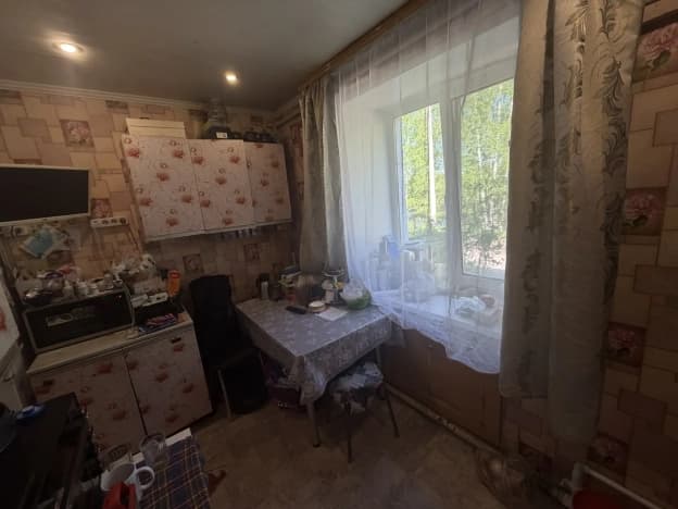 Купить трехкомнатную квартиру в селе Сновицы в Суздальском районе на улице Заречная , село Сновицы в Владимирской области. Вариант № 2176152, 0, площадь - квм, цена 4500000 рублей