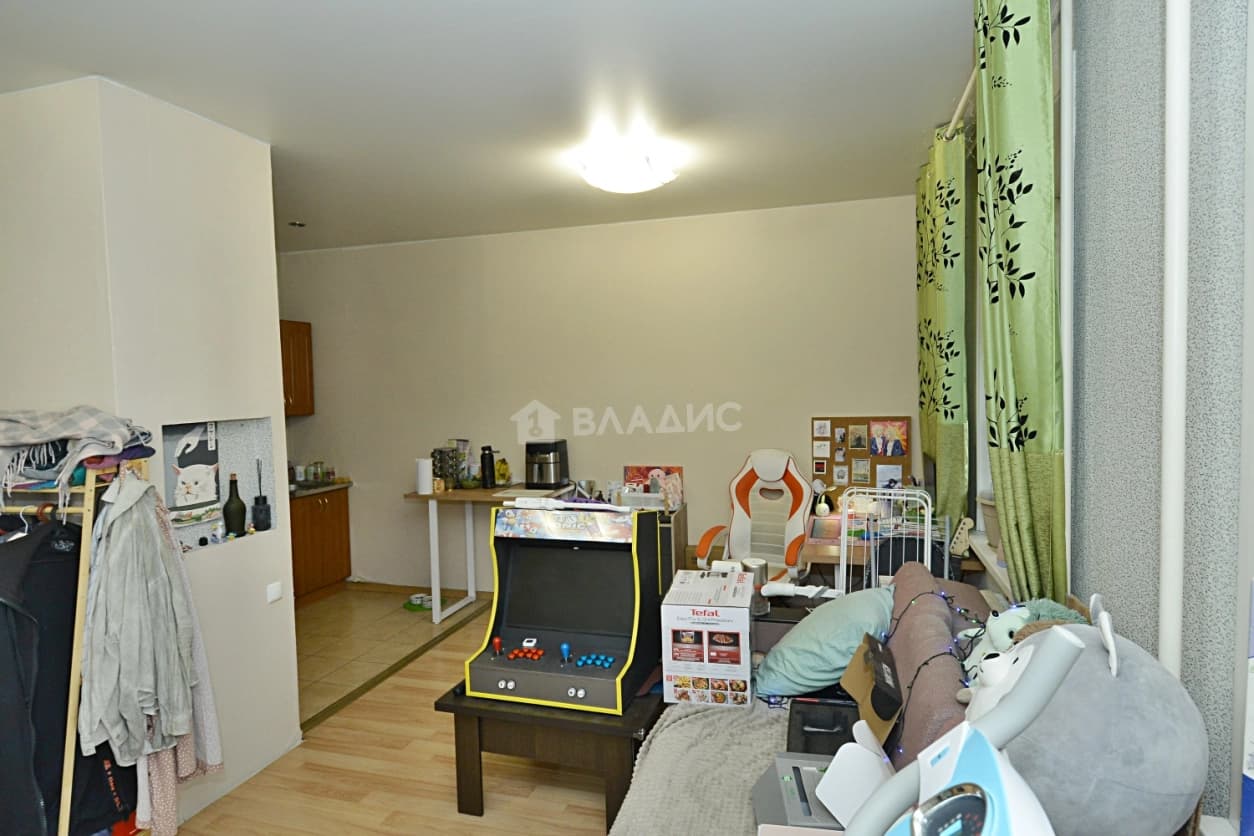 Photo 9