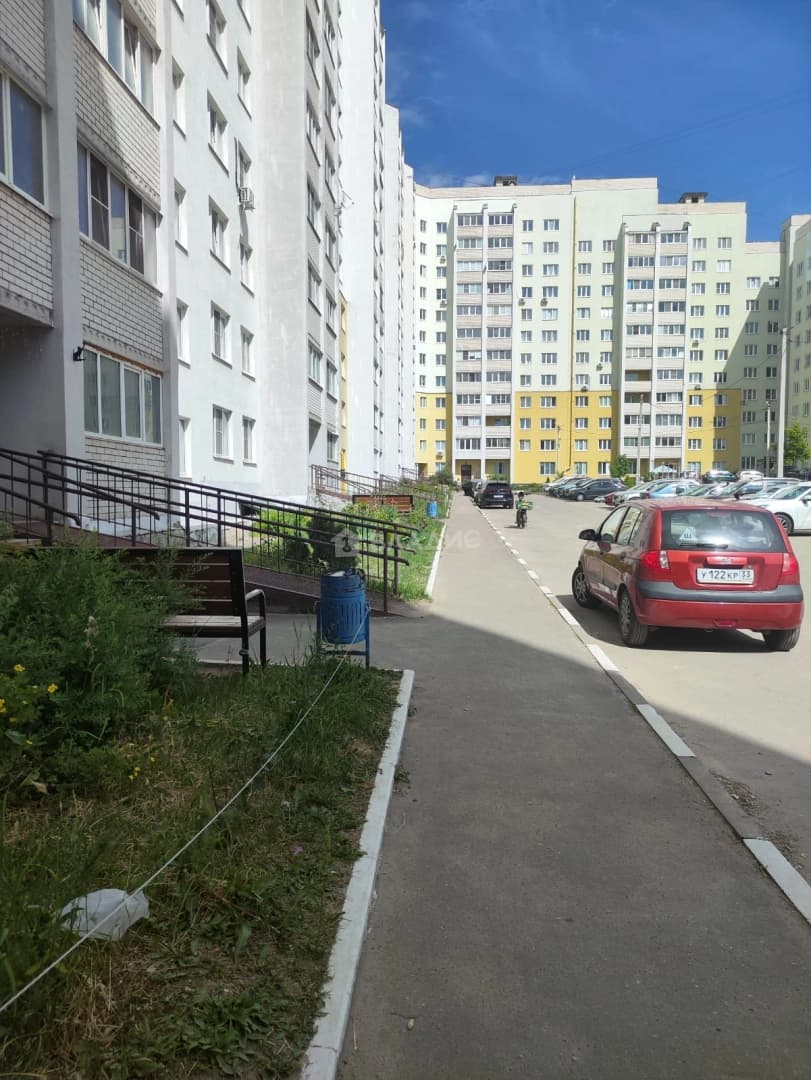 Photo 10
