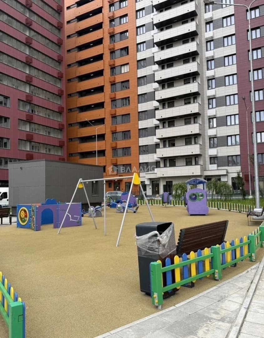 Photo 4
