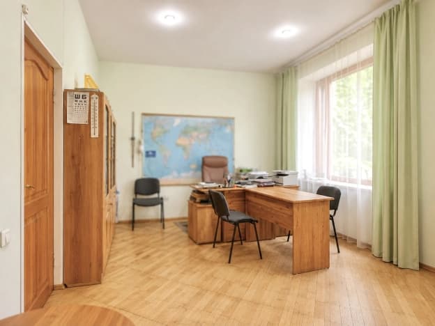 Купить коммерческую недвижимость свободного назначения в Медвежьегорском Муниципальном Округе в Республике Карелия. Вариант № 2222500, 1, площадь - квм, цена 11638000 рублей