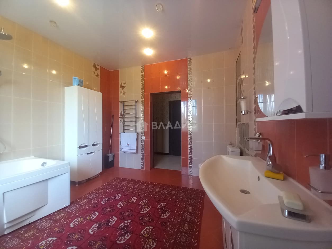 Photo 32
