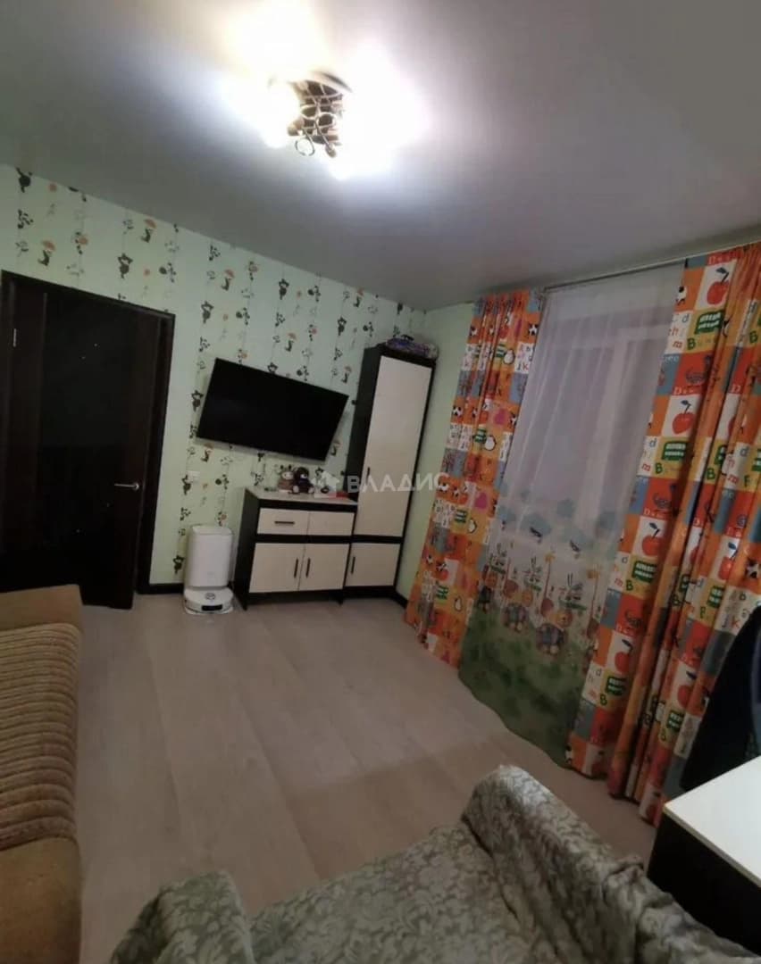 Photo 6