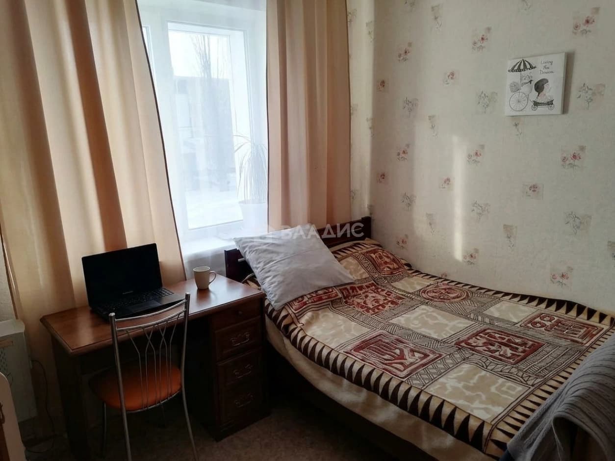 Photo 10