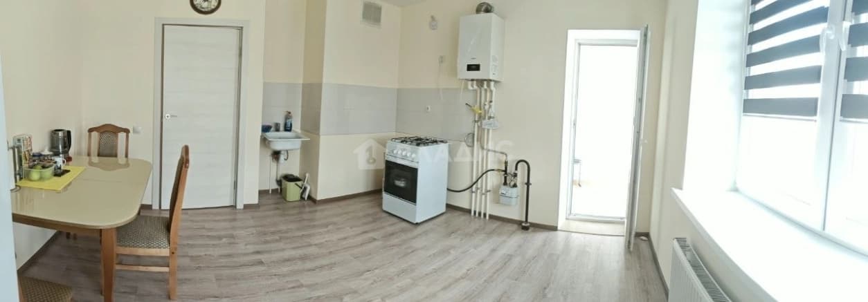 Photo 4