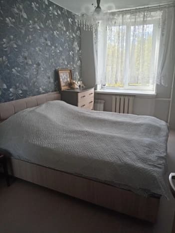 Купить трехкомнатную квартиру на вторичке на улице Радищева в Гатчине. Вариант № 2166626, 0, площадь - квм, цена 7600000 рублей