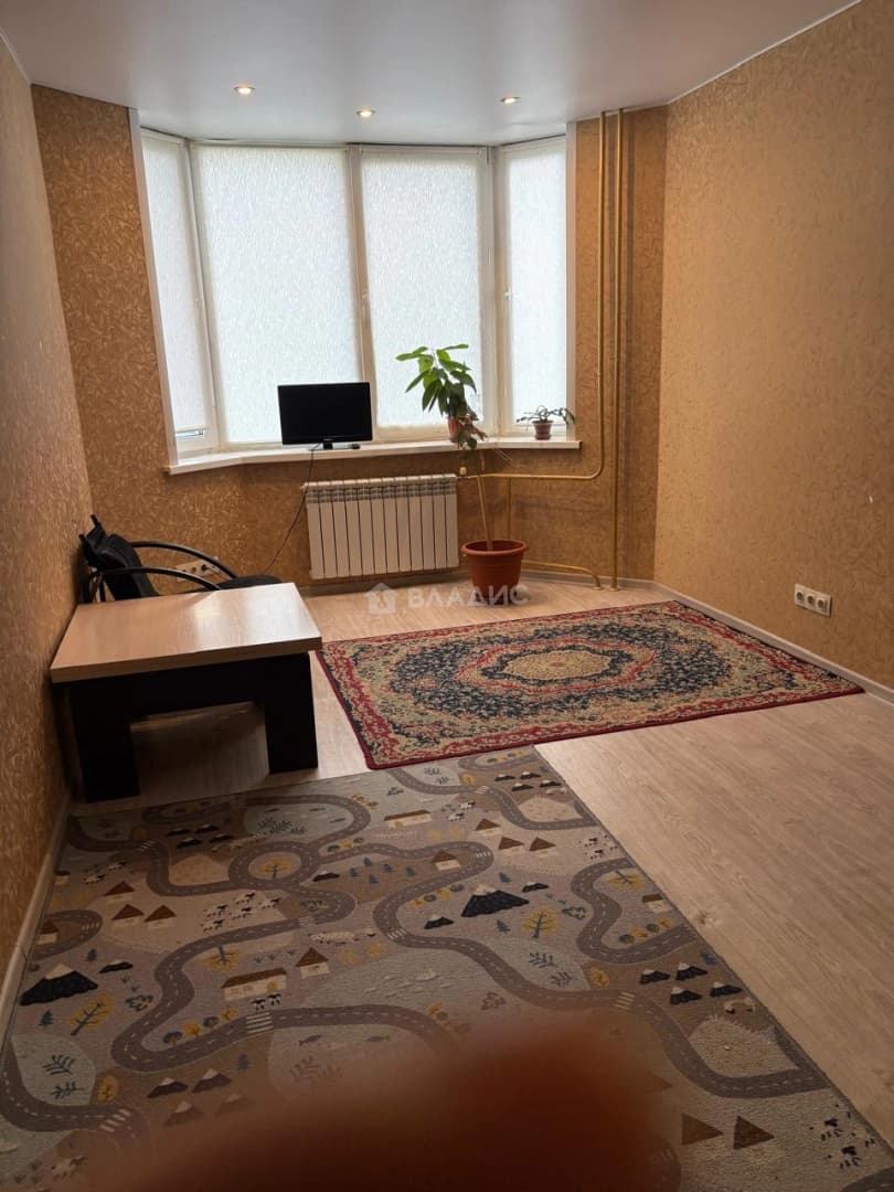Photo 6