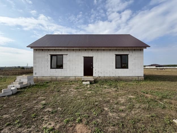 Купить дом в Корочанском районе в Белгородской области. Вариант № 2375031, 0, площадь - квм, цена 5200000 рублей