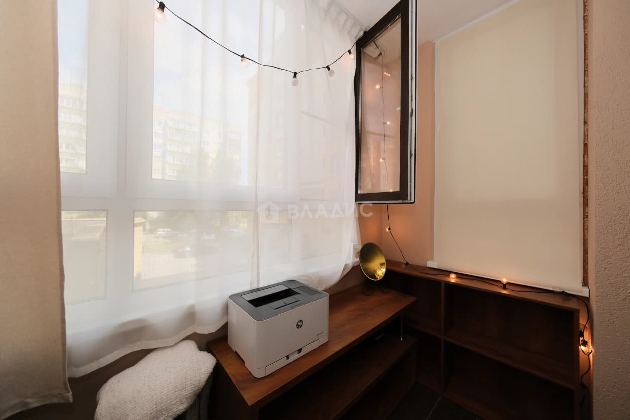 Photo 6
